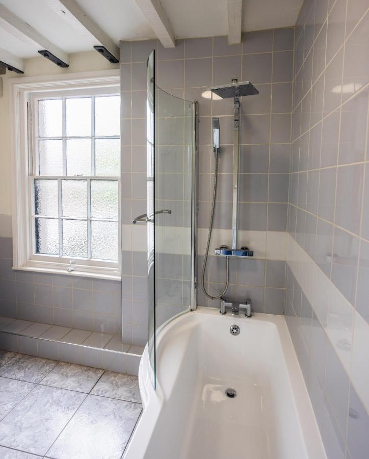 The White Hart Hotel Uttoxeter Extérieur photo
