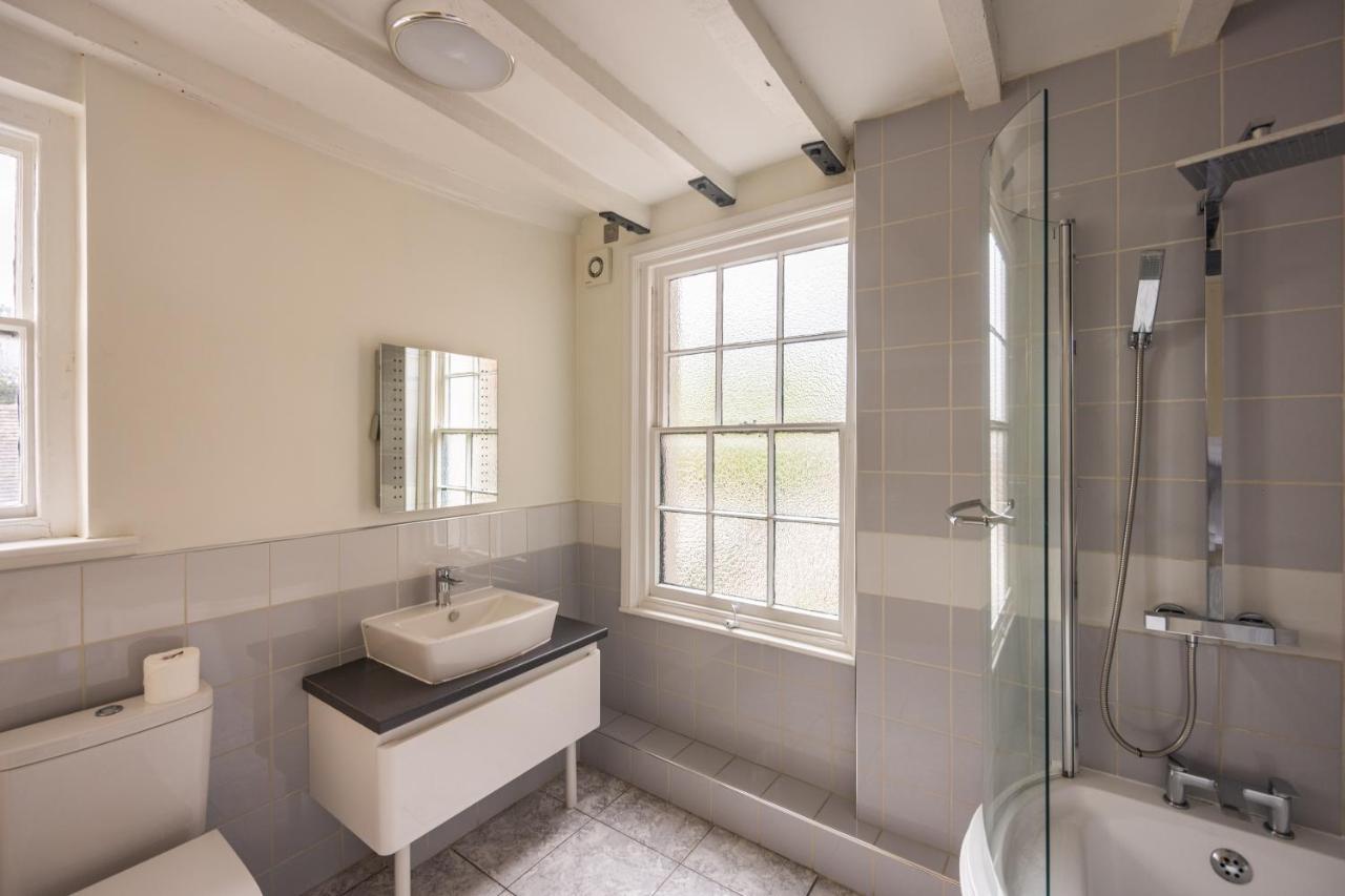 The White Hart Hotel Uttoxeter Extérieur photo