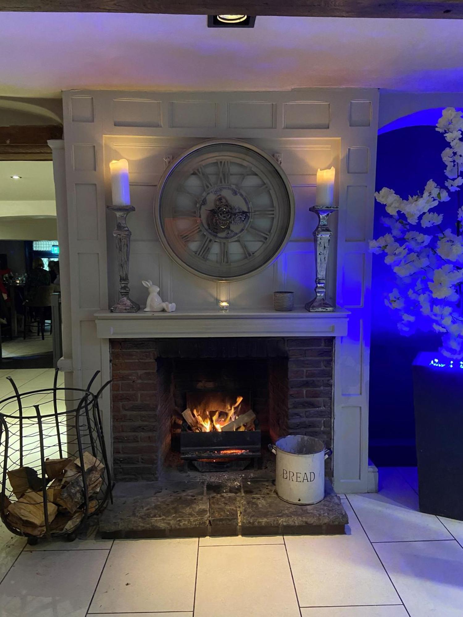 The White Hart Hotel Uttoxeter Extérieur photo