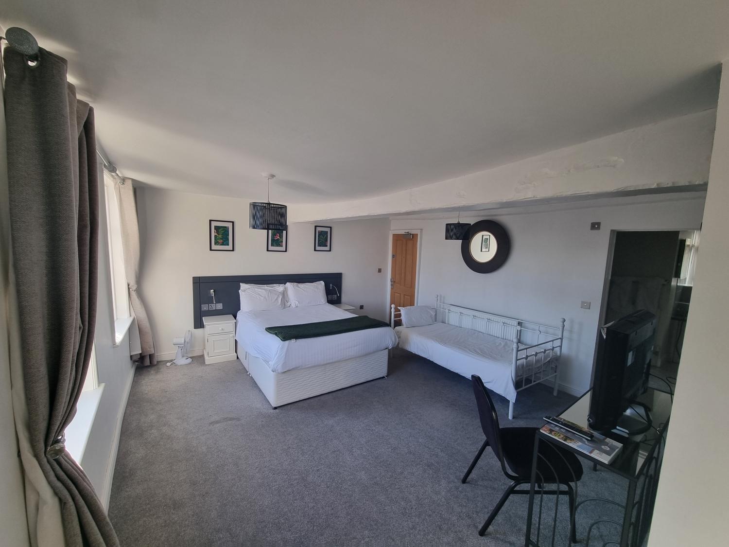 The White Hart Hotel Uttoxeter Extérieur photo