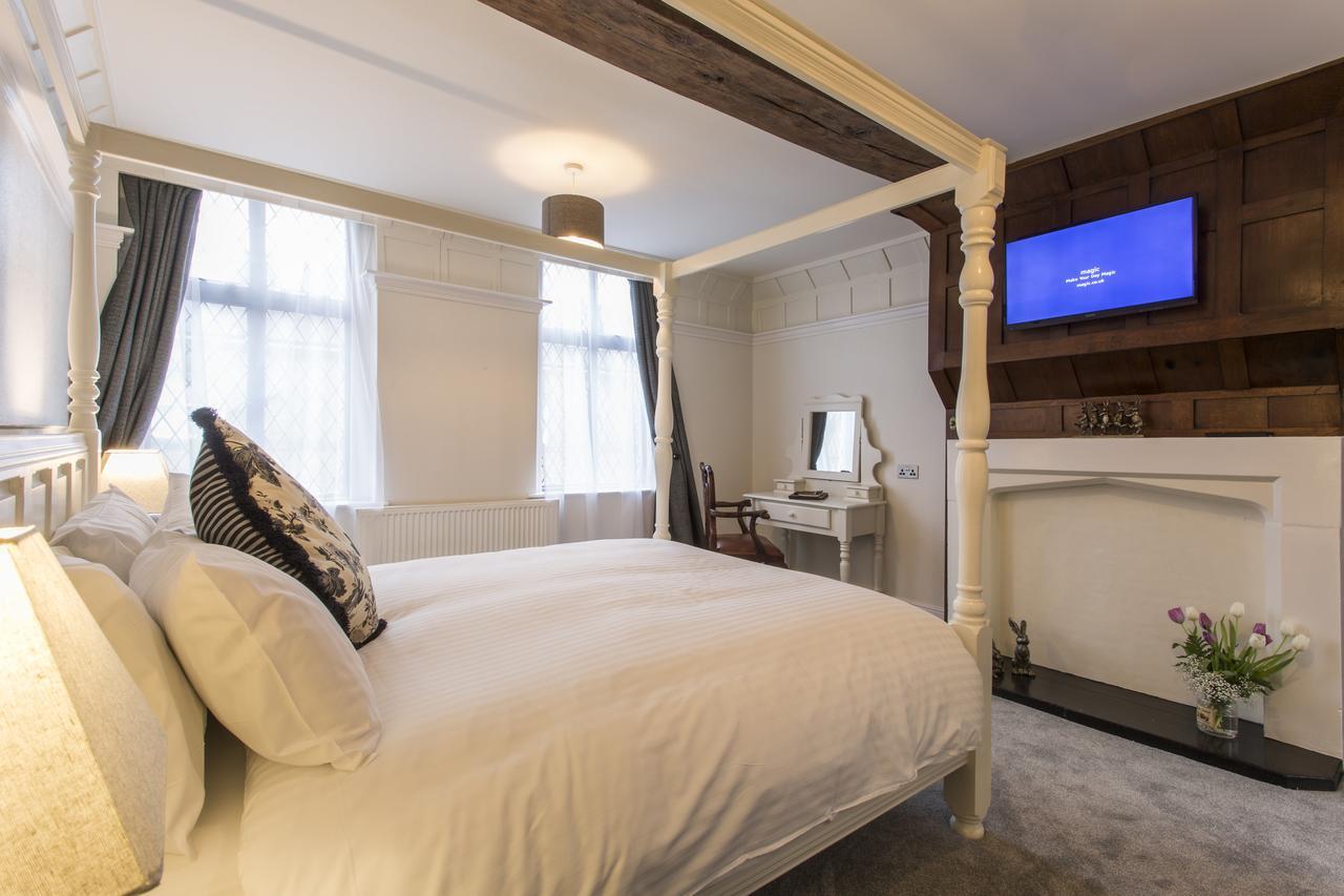 The White Hart Hotel Uttoxeter Extérieur photo